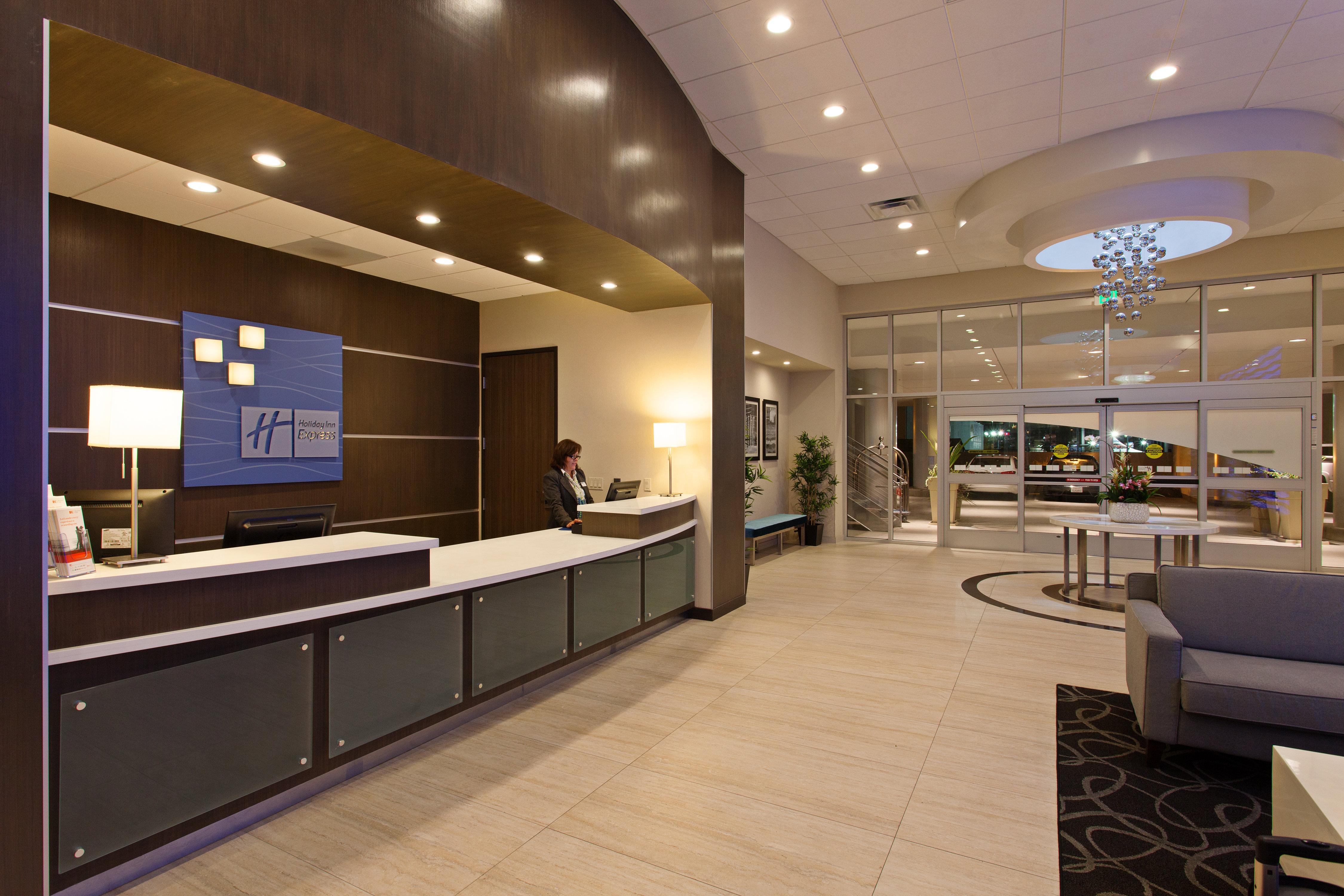 Holiday Inn Express North Hollywood - Burbank Area By Ihg Los Angeles Exteriör bild