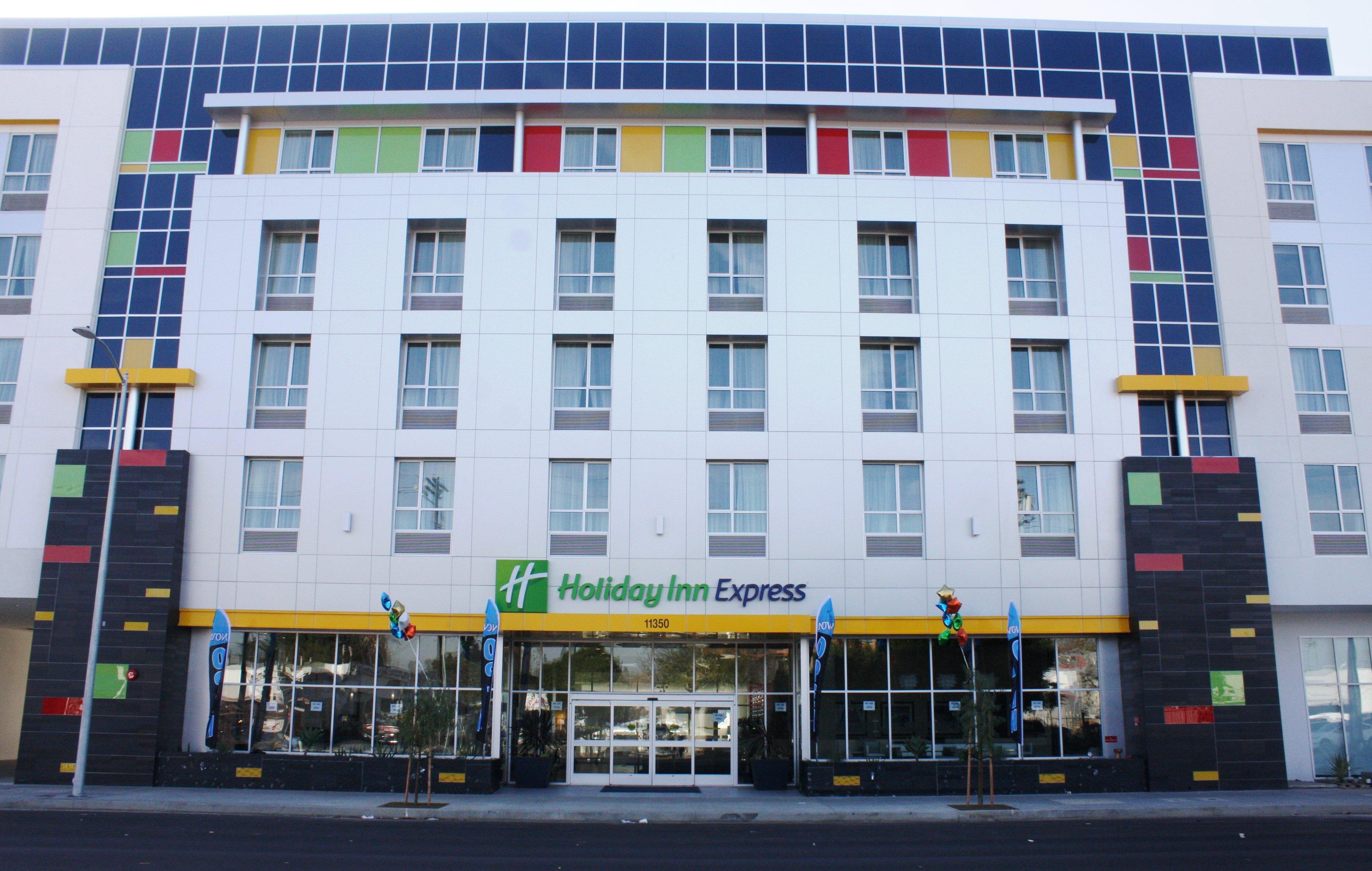 Holiday Inn Express North Hollywood - Burbank Area By Ihg Los Angeles Exteriör bild