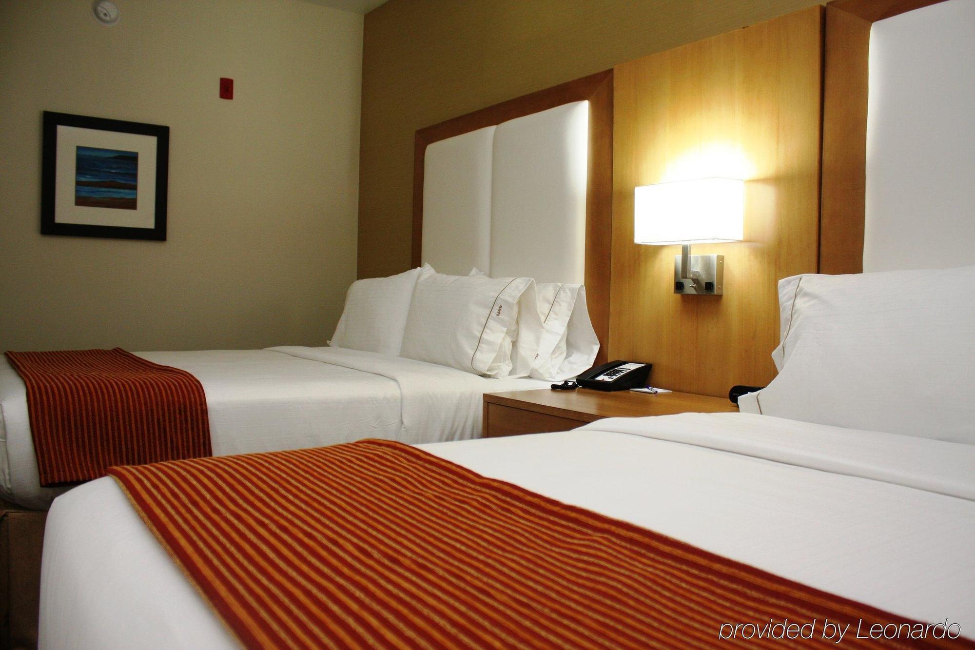 Holiday Inn Express North Hollywood - Burbank Area By Ihg Los Angeles Exteriör bild