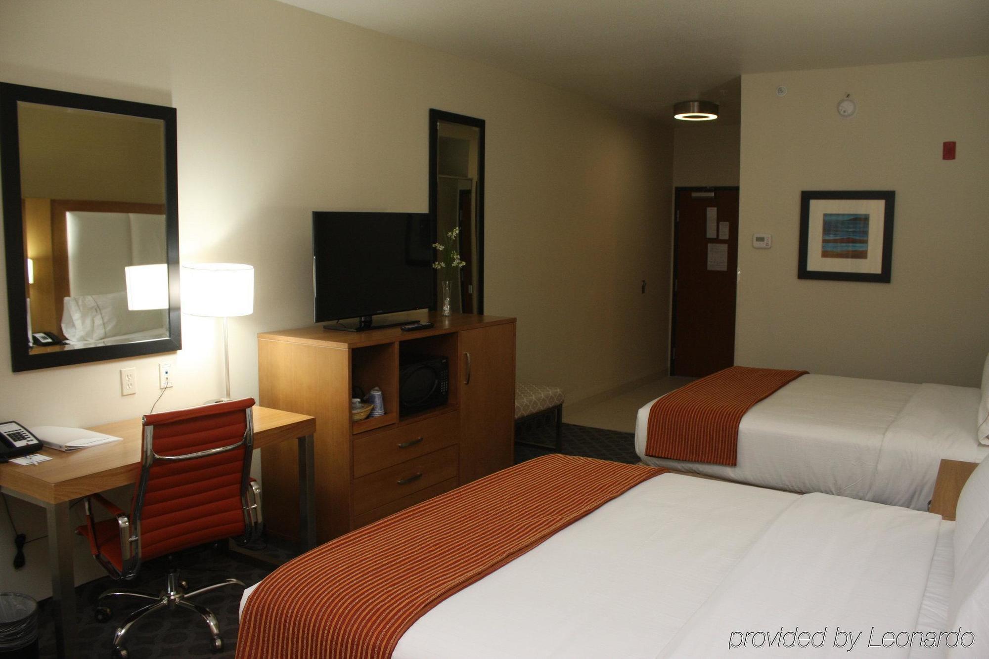 Holiday Inn Express North Hollywood - Burbank Area By Ihg Los Angeles Exteriör bild