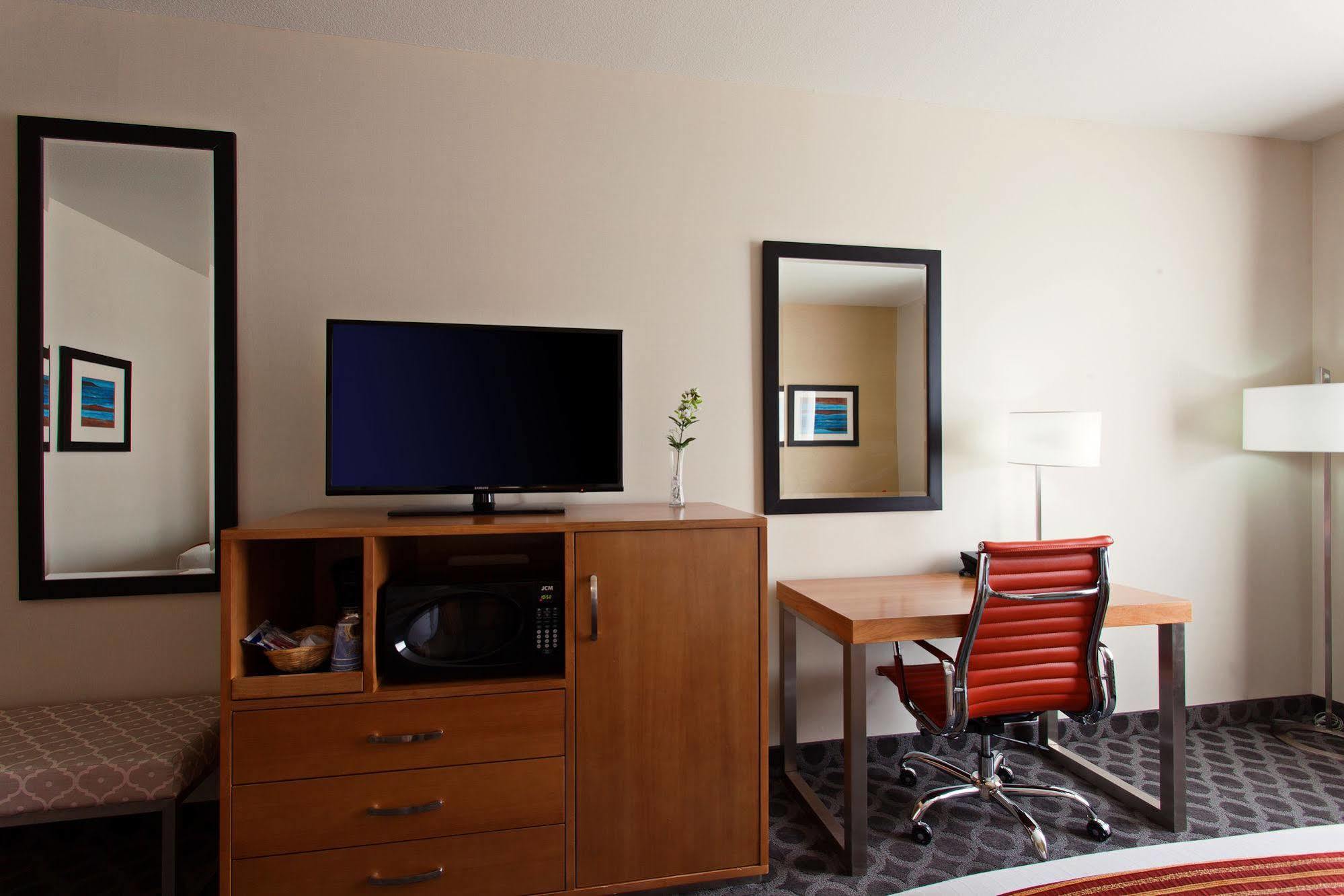 Holiday Inn Express North Hollywood - Burbank Area By Ihg Los Angeles Exteriör bild