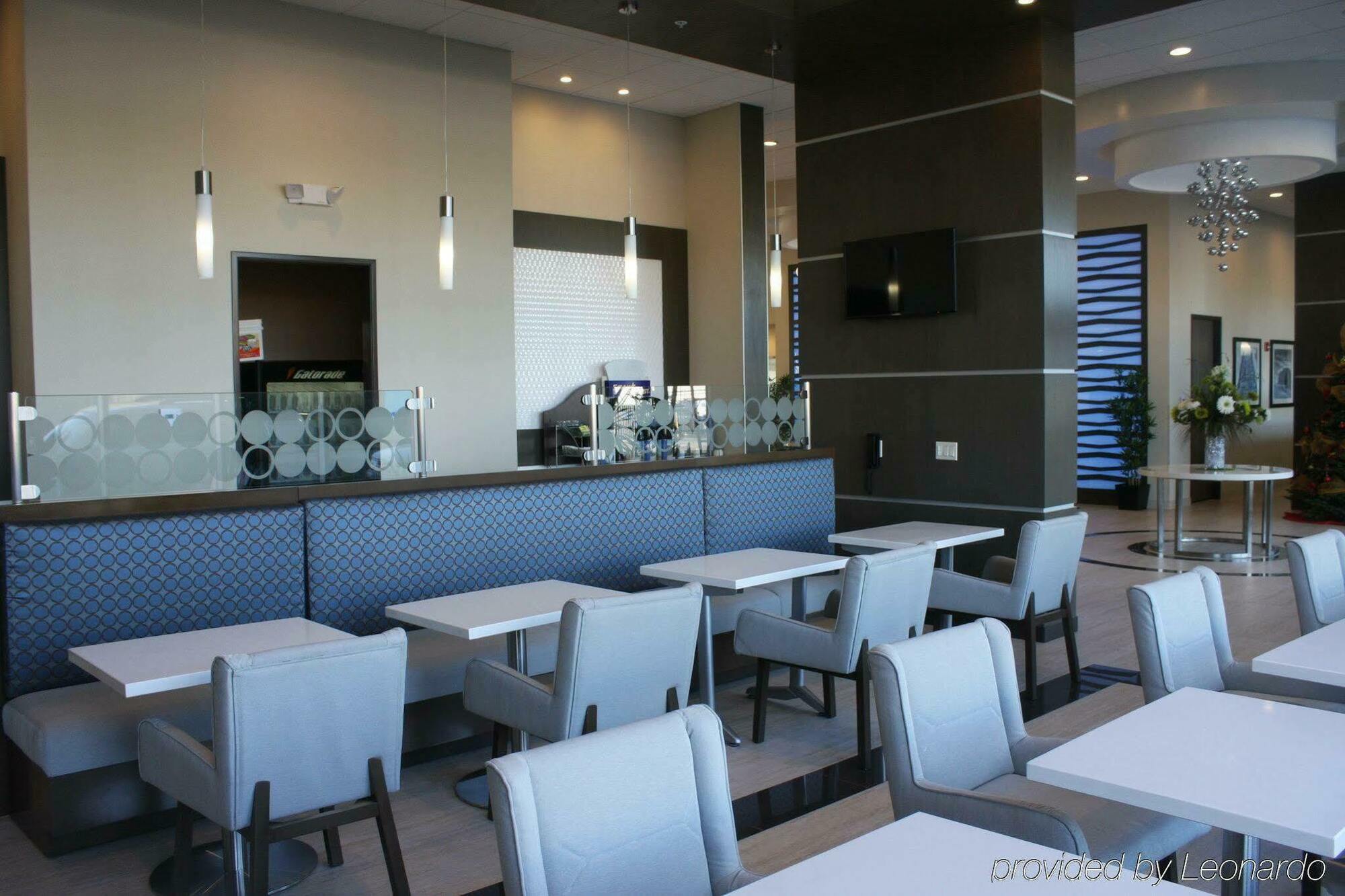 Holiday Inn Express North Hollywood - Burbank Area By Ihg Los Angeles Exteriör bild
